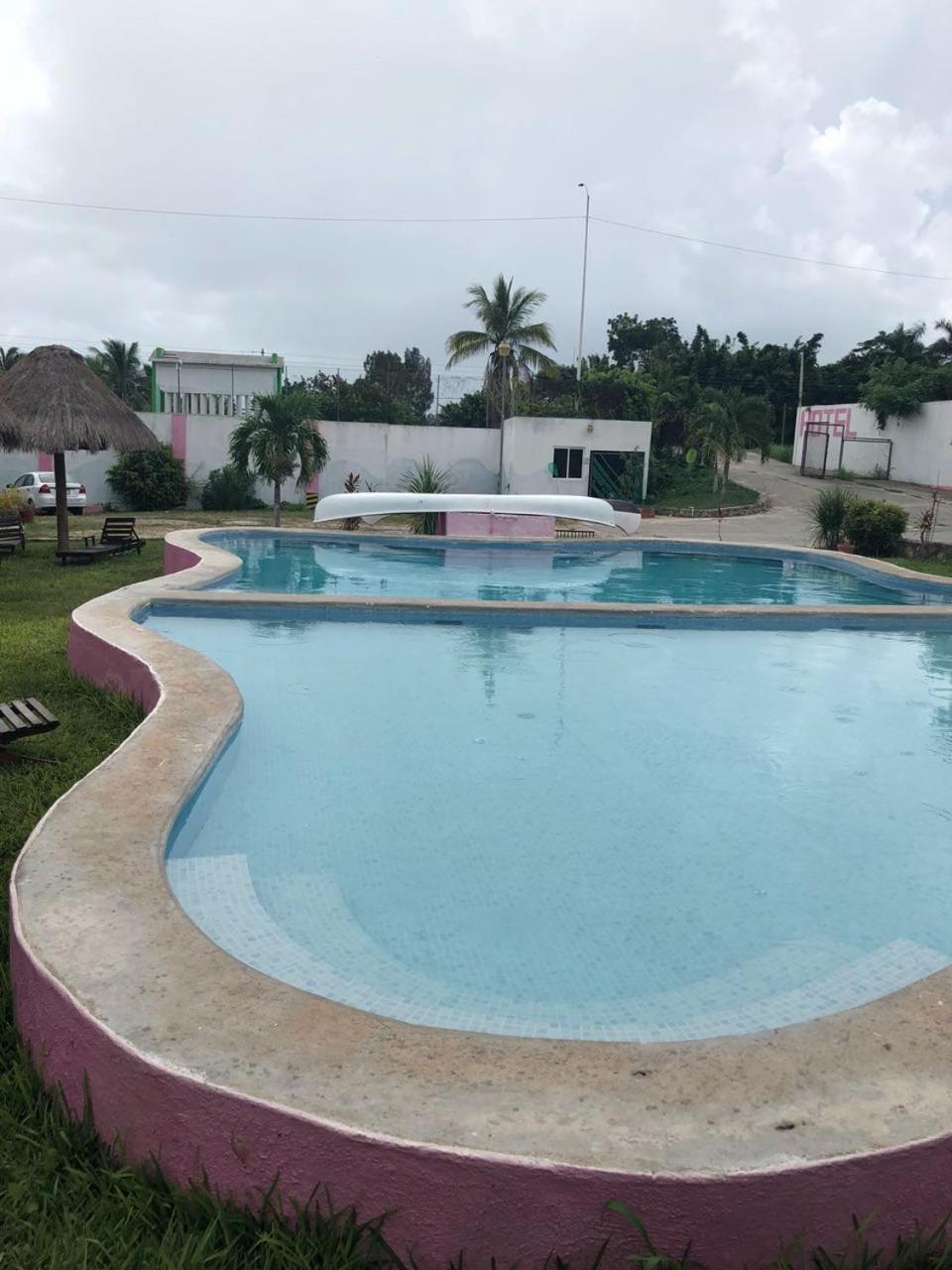 Hotel económico Danna Bacalar